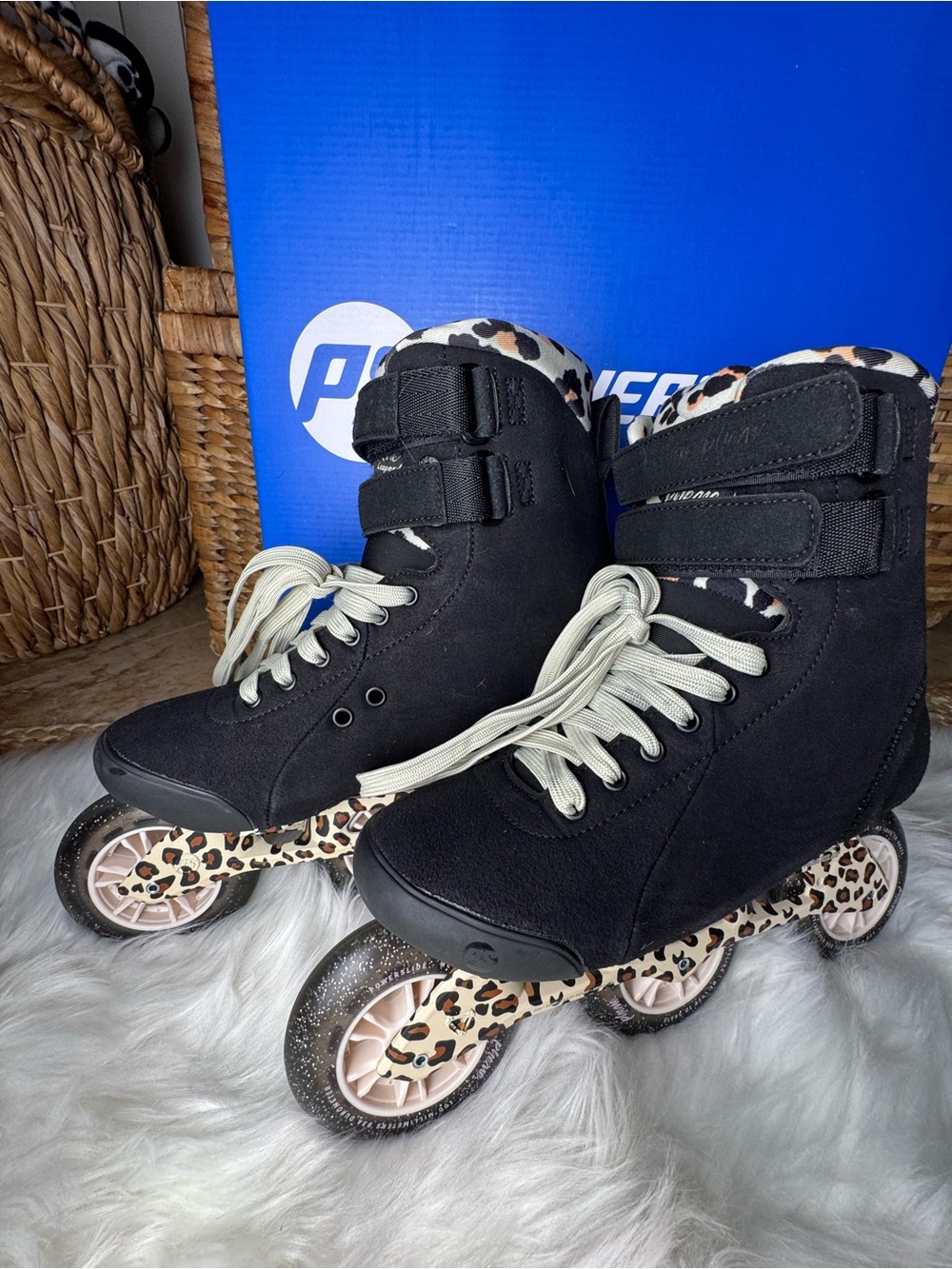 Powerslide Pheme leo 100 inline skates  woman’s size 9/9.5